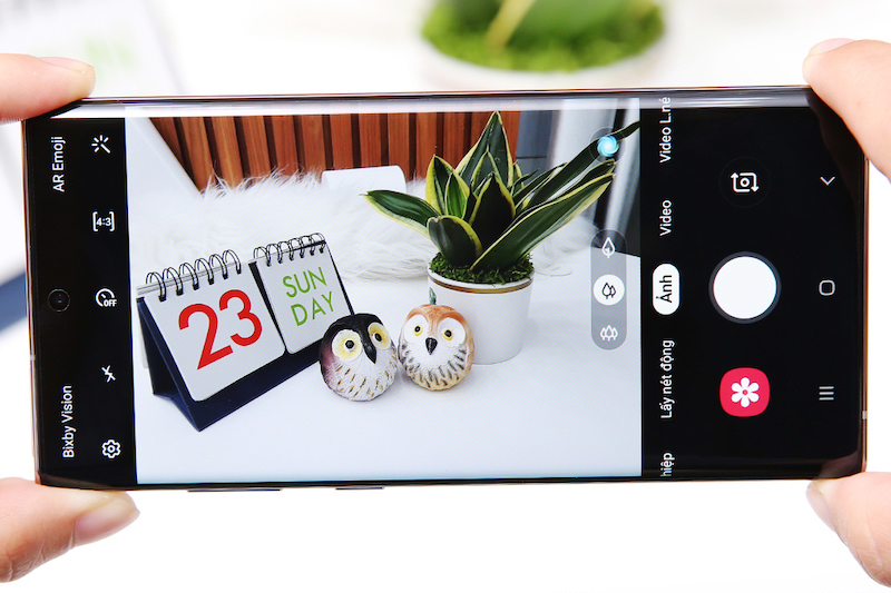 Điện thoại Samsung Galaxy Note 10+ | Giao diện camera sau