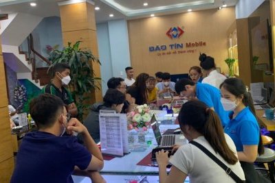 Khách hàng Bảo Tín Mobile